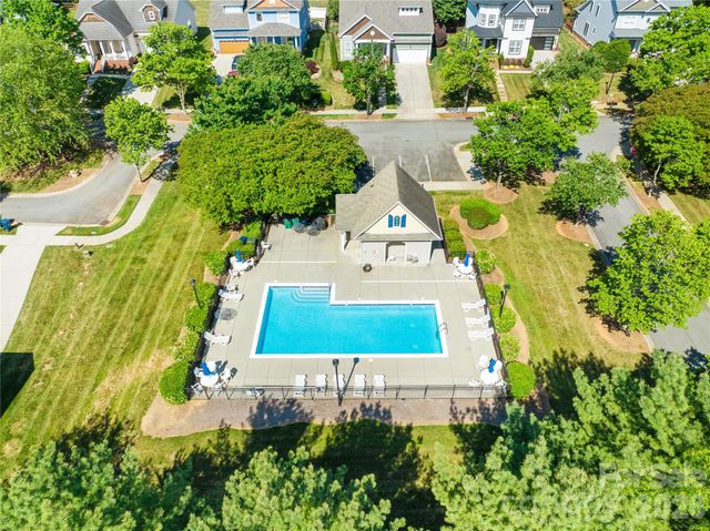 20236 Colony Point Lane, Cornelius, NC 28031