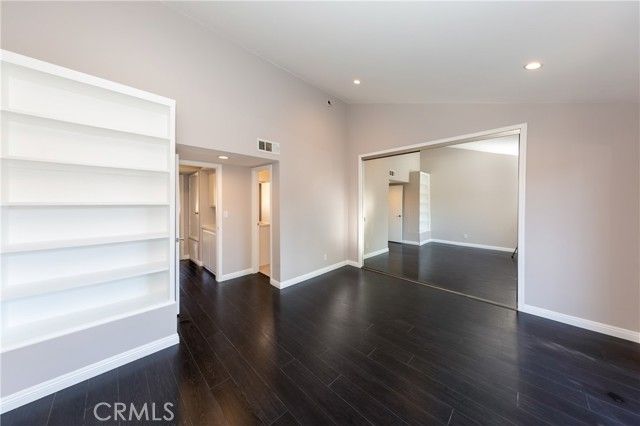 14937 Sherman Way 5, Van Nuys (los Angeles), CA 91405