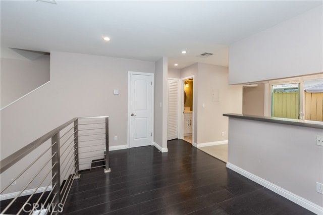 14937 Sherman Way 5, Van Nuys (los Angeles), CA 91405