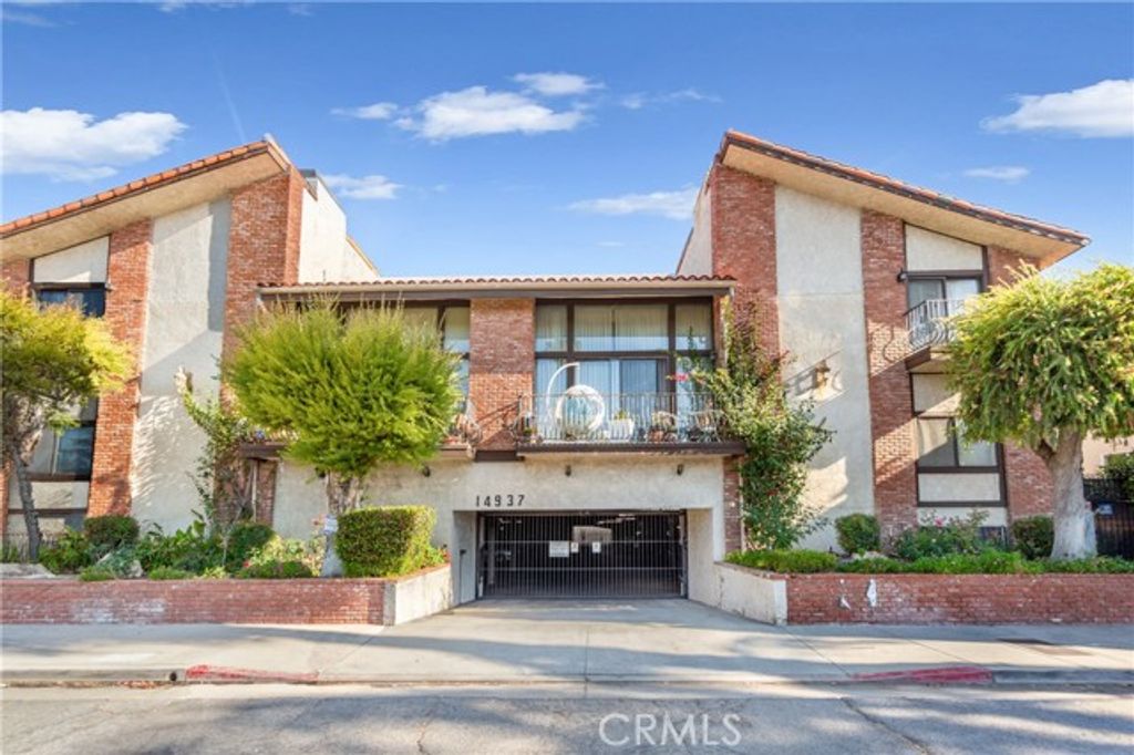 14937 Sherman Way 5, Van Nuys (los Angeles), CA 91405