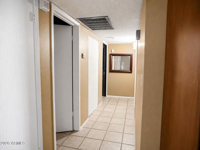 6411 W VERDE Lane, Phoenix, AZ 85033