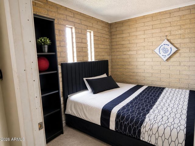 6411 W VERDE Lane, Phoenix, AZ 85033