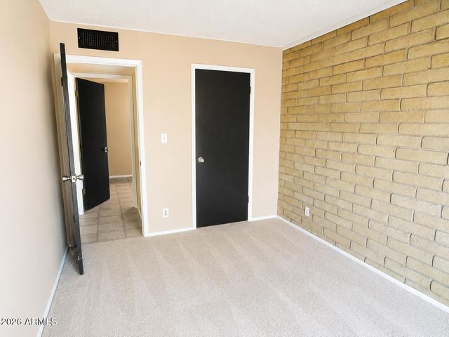 6411 W VERDE Lane, Phoenix, AZ 85033