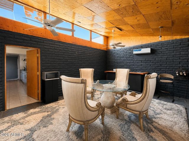 6411 W VERDE Lane, Phoenix, AZ 85033