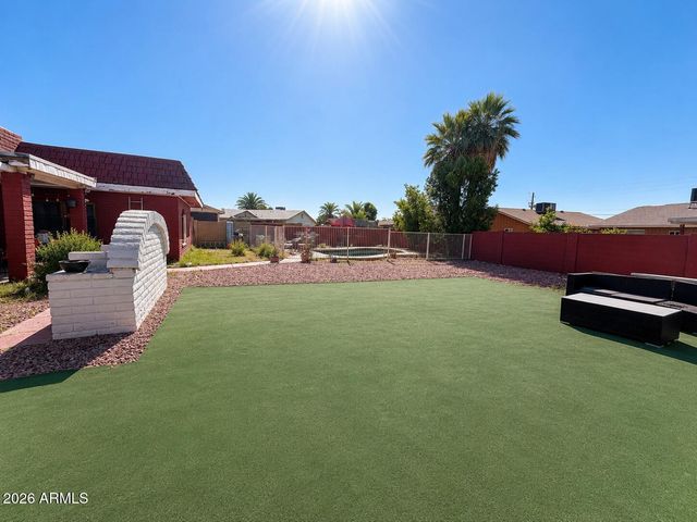 6411 W VERDE Lane, Phoenix, AZ 85033