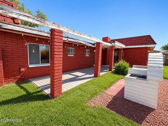 6411 W VERDE Lane, Phoenix, AZ 85033