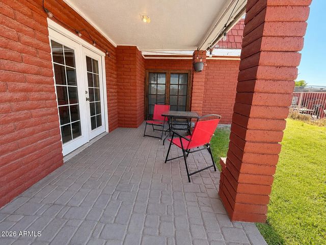 6411 W VERDE Lane, Phoenix, AZ 85033