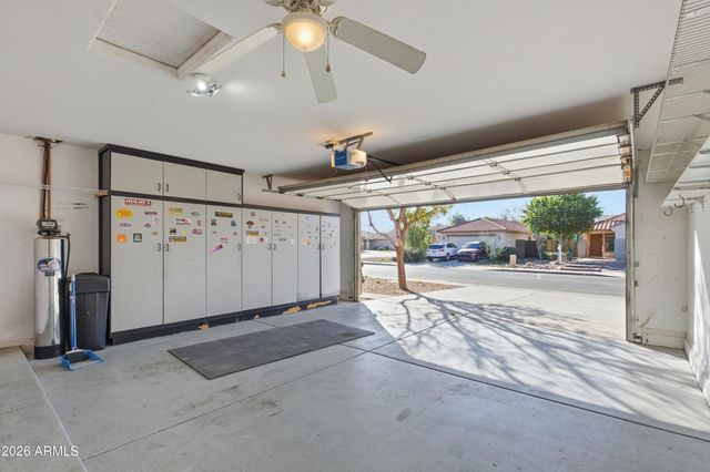 36796 W MONDRAGONE Lane, Maricopa, AZ 85138