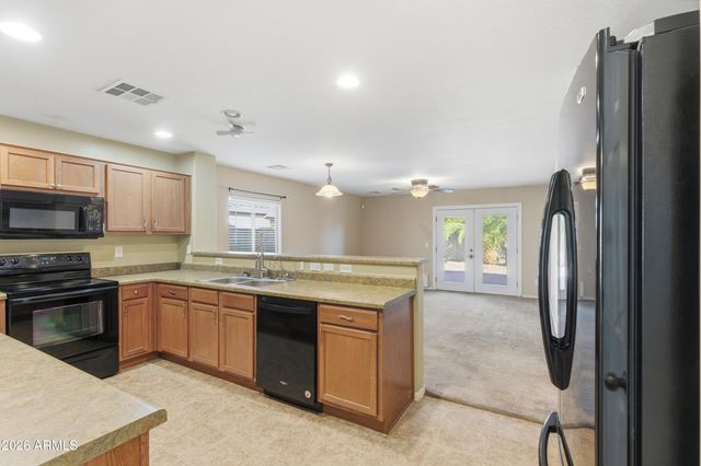 36796 W MONDRAGONE Lane, Maricopa, AZ 85138