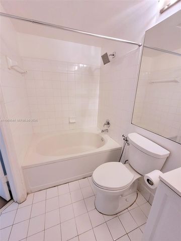 17145 N Bay Rd 4109, Sunny Isles Beach, FL 33160