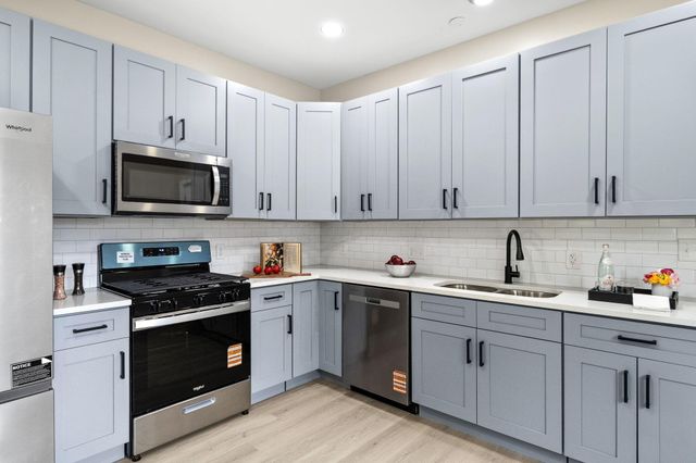 3043 Mcguffey Road, Columbus, OH 43224