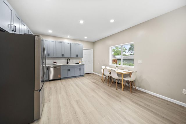 3043 Mcguffey Road, Columbus, OH 43224