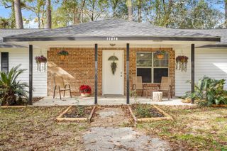 17078 Oak Grove Lane, New Caney, TX 77357