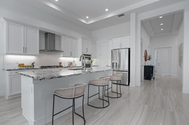 13710 Artisan Circle, Palm Beach Gardens, FL 33418