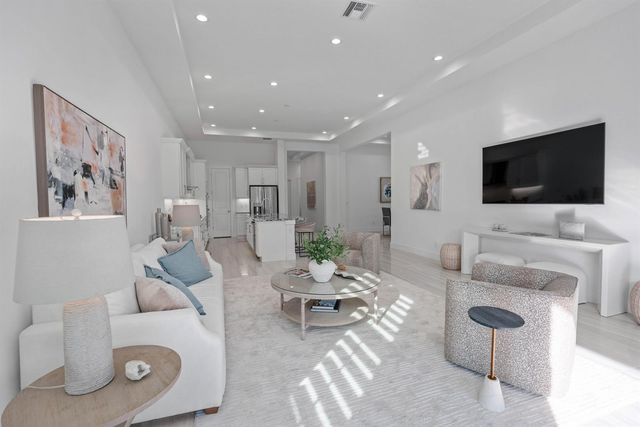 13710 Artisan Circle, Palm Beach Gardens, FL 33418
