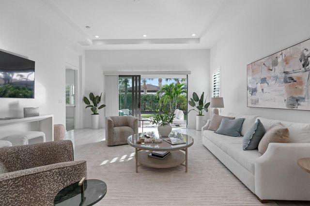 13710 Artisan Circle, Palm Beach Gardens, FL 33418