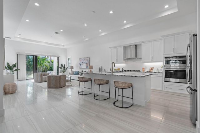 13710 Artisan Circle, Palm Beach Gardens, FL 33418