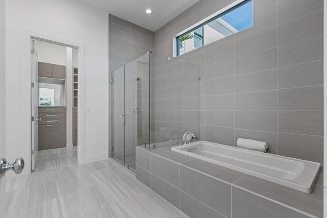 13710 Artisan Circle, Palm Beach Gardens, FL 33418