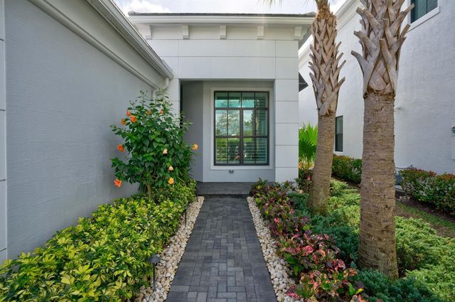 13710 Artisan Circle, Palm Beach Gardens, FL 33418