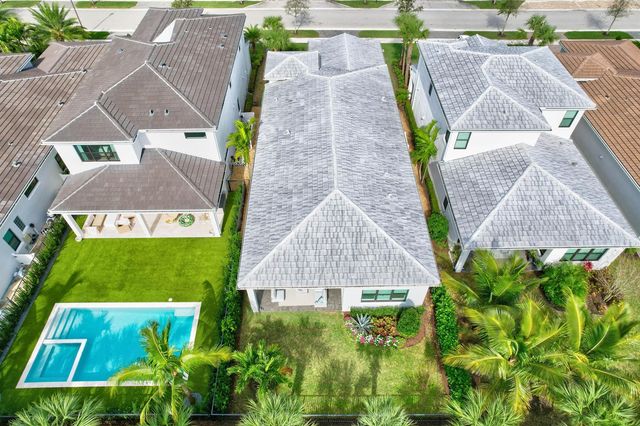 13710 Artisan Circle, Palm Beach Gardens, FL 33418