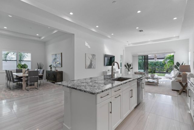13710 Artisan Circle, Palm Beach Gardens, FL 33418