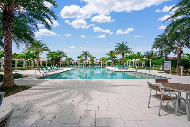13710 Artisan Circle, Palm Beach Gardens, FL 33418