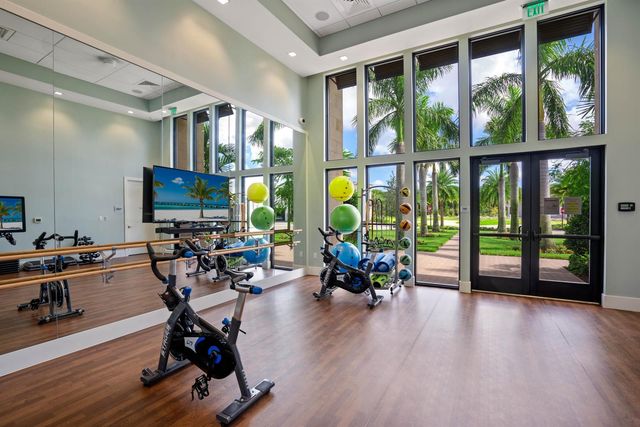 13710 Artisan Circle, Palm Beach Gardens, FL 33418