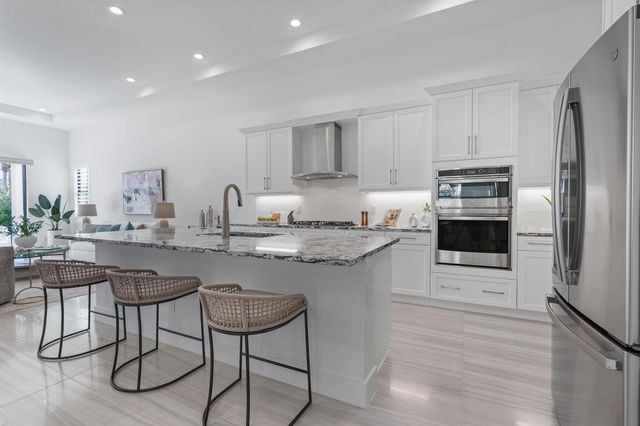 13710 Artisan Circle, Palm Beach Gardens, FL 33418