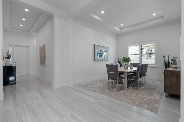 13710 Artisan Circle, Palm Beach Gardens, FL 33418