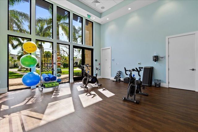13710 Artisan Circle, Palm Beach Gardens, FL 33418