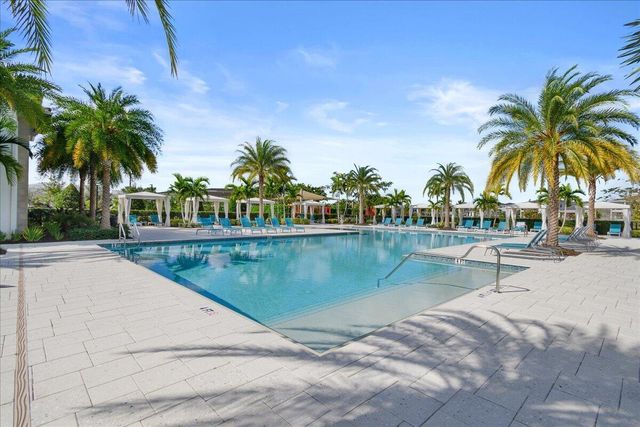13710 Artisan Circle, Palm Beach Gardens, FL 33418