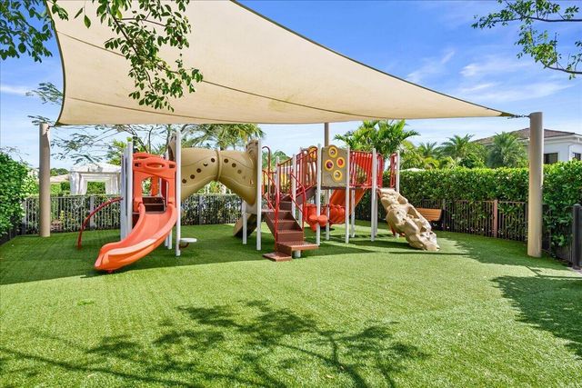 13710 Artisan Circle, Palm Beach Gardens, FL 33418