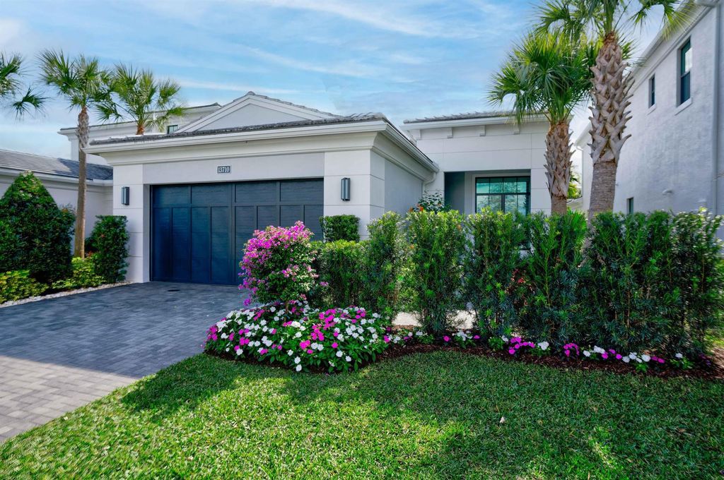13710 Artisan Circle, Palm Beach Gardens, FL 33418