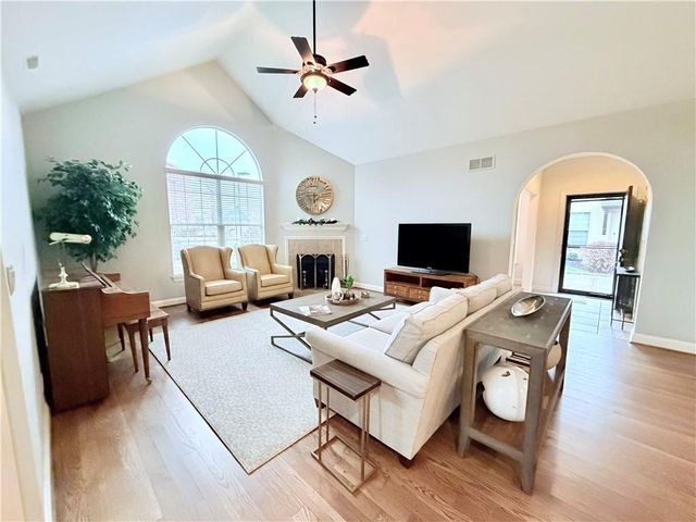 13160 Goodman Street, Overland Park, KS 66213