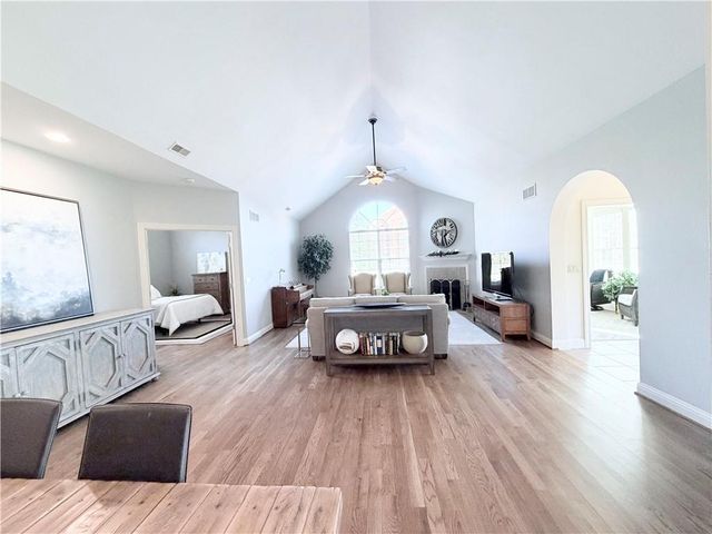 13160 Goodman Street, Overland Park, KS 66213