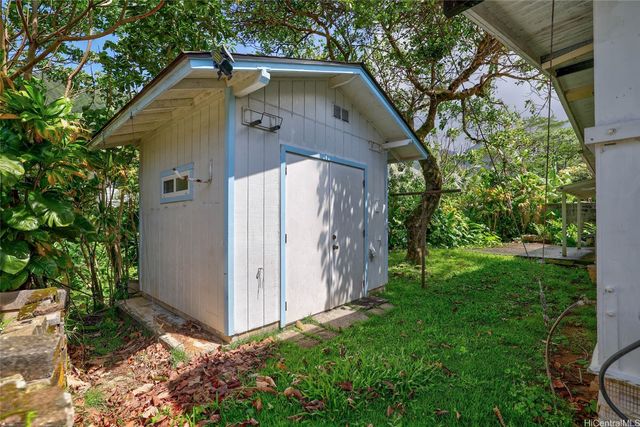 3536 Pinao Street, Honolulu, HI 96822