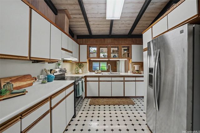 3536 Pinao Street, Honolulu, HI 96822