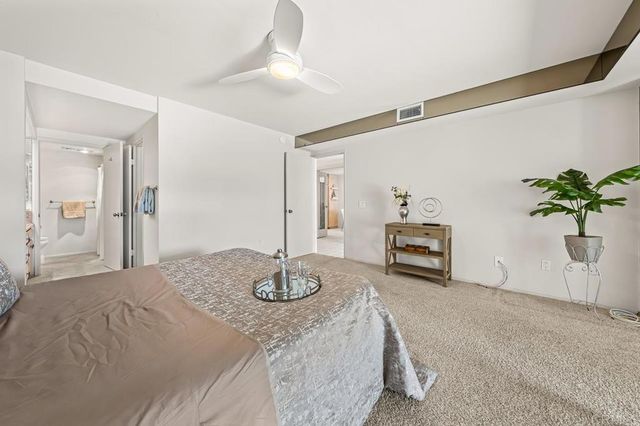 85 Kingston Court W, Coronado, CA 92118