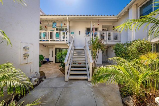 85 Kingston Court W, Coronado, CA 92118