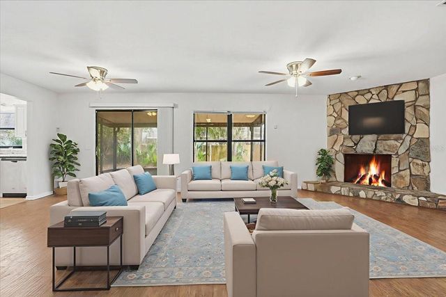 1110 SW 19TH PLACE, Gainesville, FL 32601