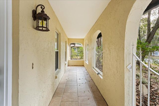 1110 SW 19TH PLACE, Gainesville, FL 32601