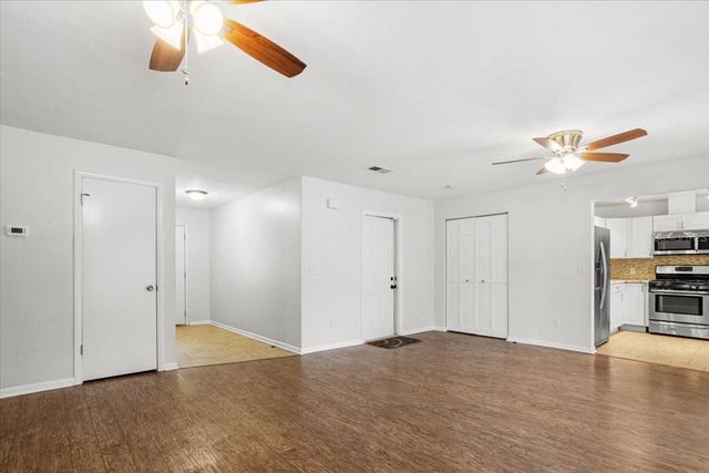 1110 SW 19TH PLACE, Gainesville, FL 32601