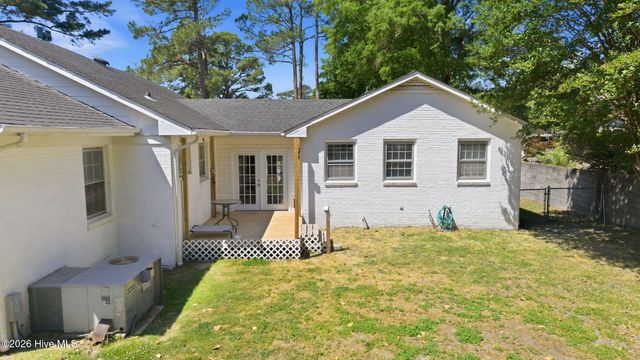1223 Stockton Road, Kinston, NC 28504