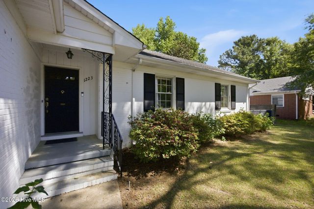 1223 Stockton Road, Kinston, NC 28504