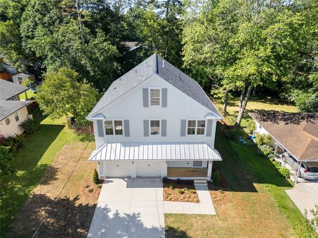 962 Mclinden Avenue SE, Smyrna, GA 30080
