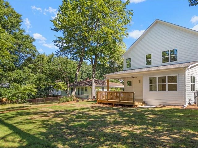 962 Mclinden Avenue SE, Smyrna, GA 30080