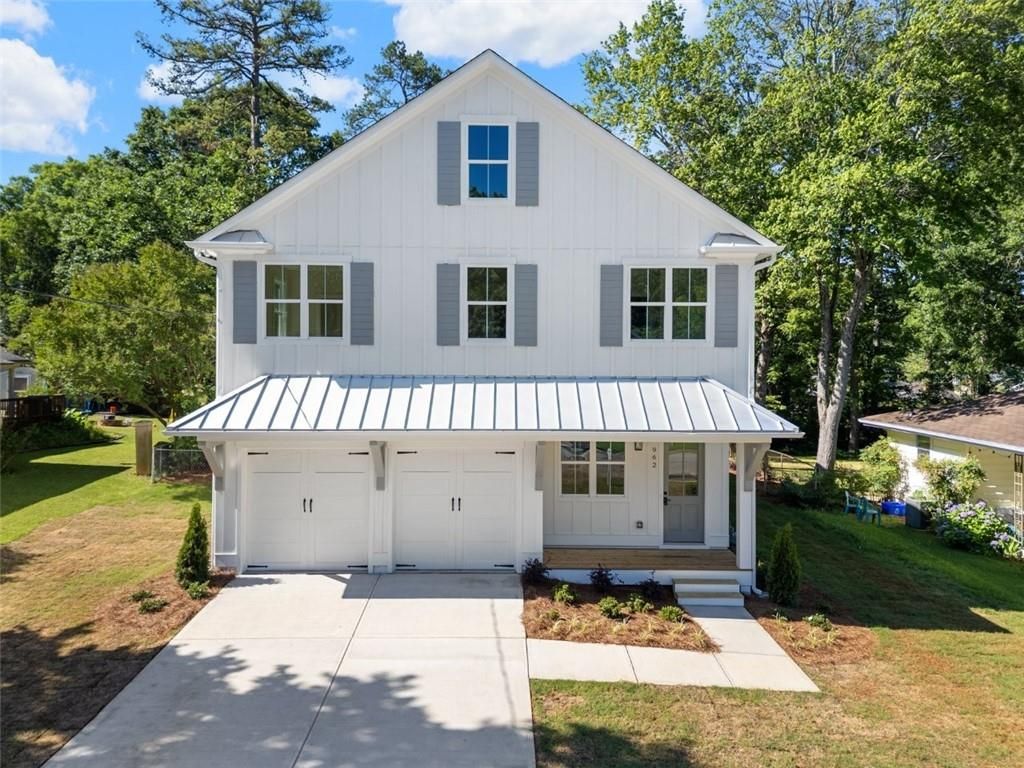962 Mclinden Avenue SE, Smyrna, GA 30080