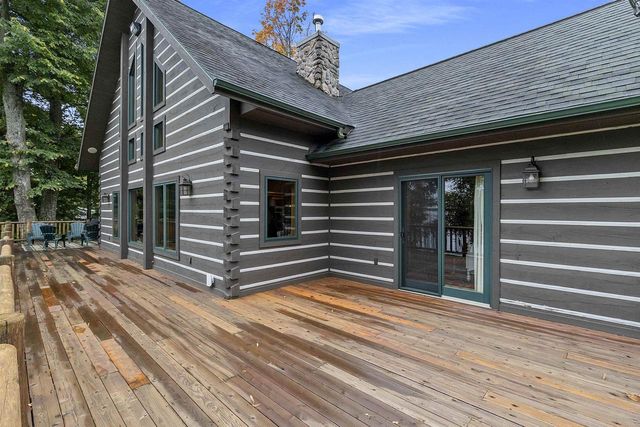 N8234 OAK LANE, Crivitz, WI 54114