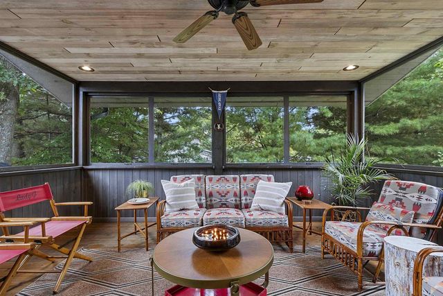 N8234 OAK LANE, Crivitz, WI 54114