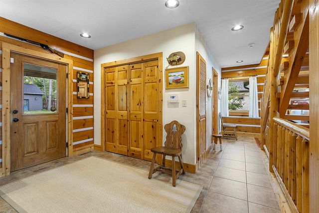 N8234 OAK LANE, Crivitz, WI 54114